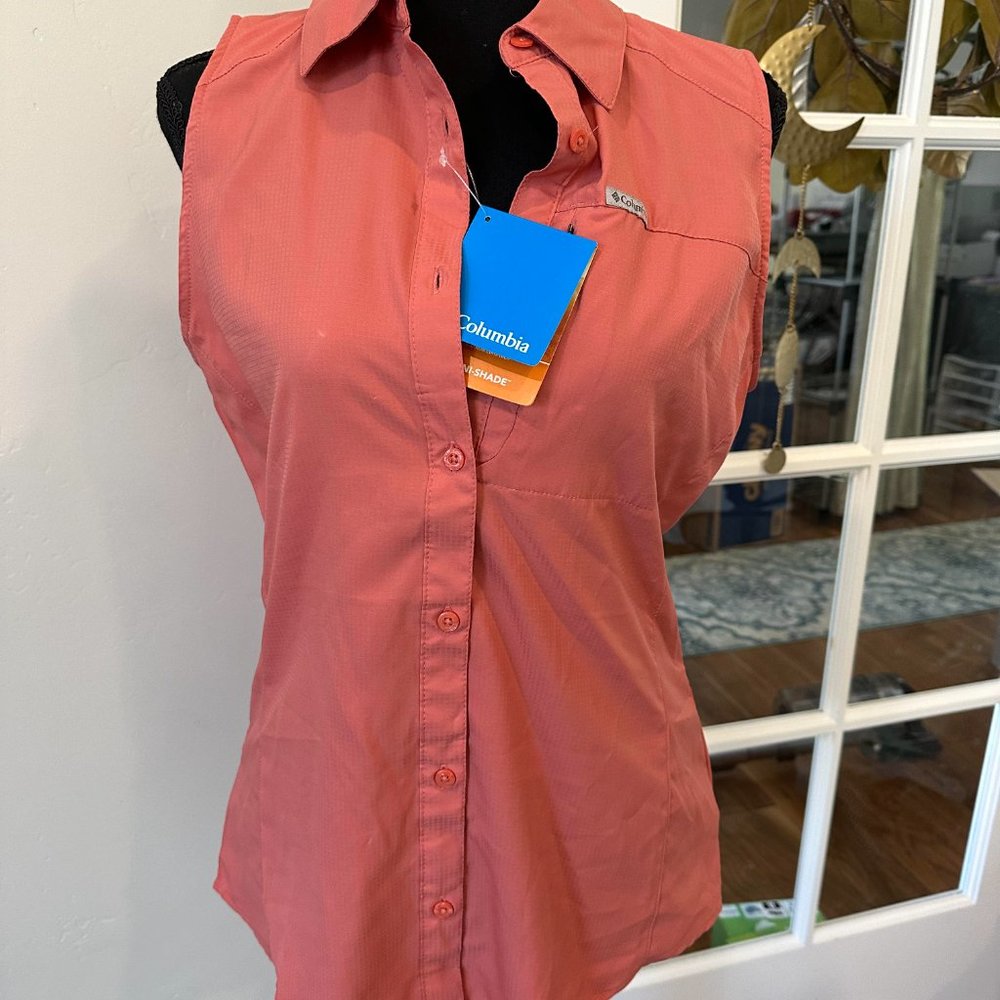 Columbia sporty sleeveless button down